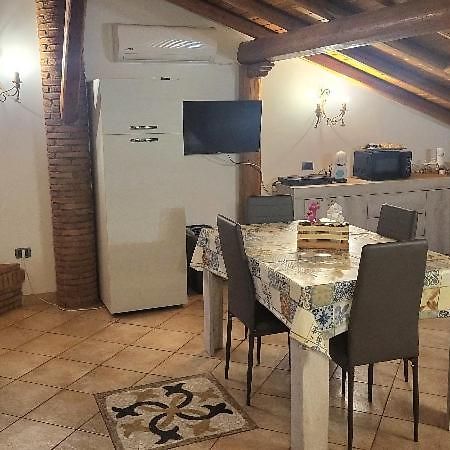 Casa Vacanza Lmt Aci Catena Εξωτερικό φωτογραφία