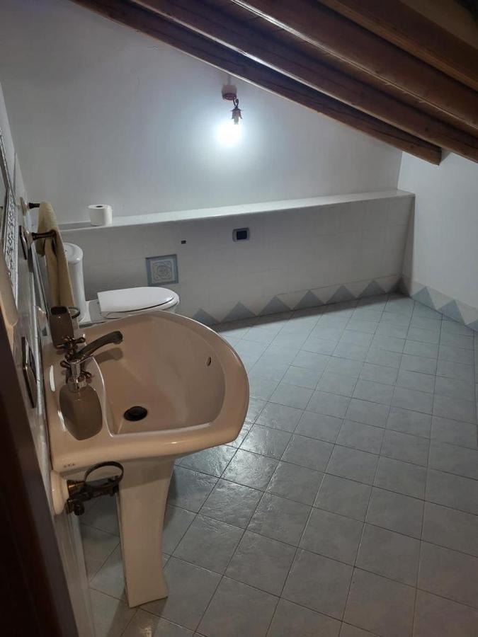 Casa Vacanza Lmt Aci Catena Εξωτερικό φωτογραφία