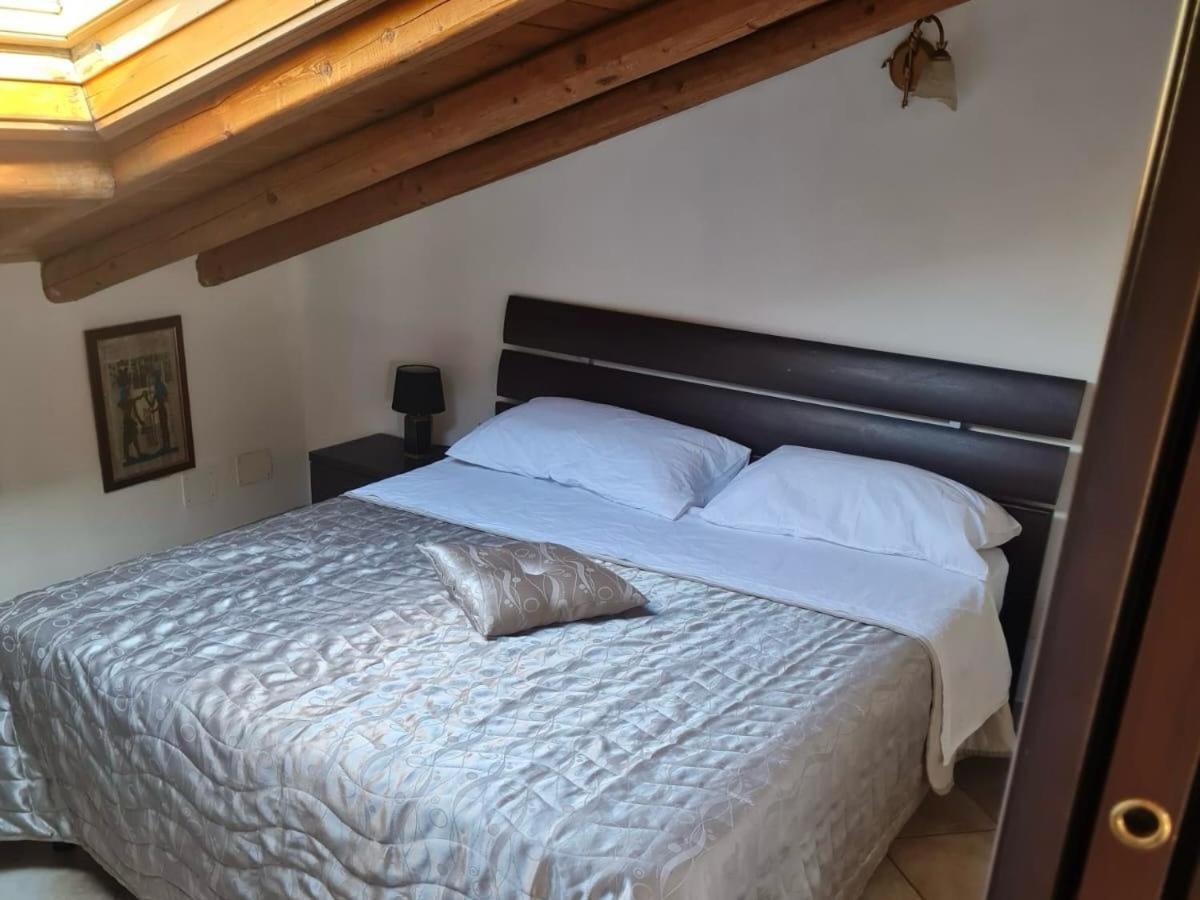 Casa Vacanza Lmt Aci Catena Εξωτερικό φωτογραφία